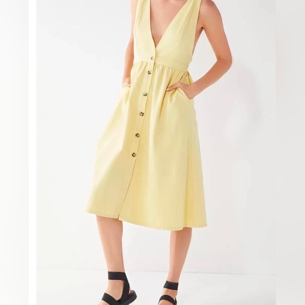 Urban Outfitters Danny Plunging Midi Dress Size S